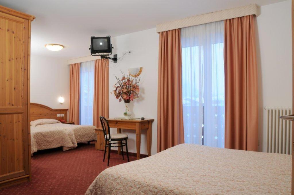 Hotel La Noria Commezzadura Bagian luar foto