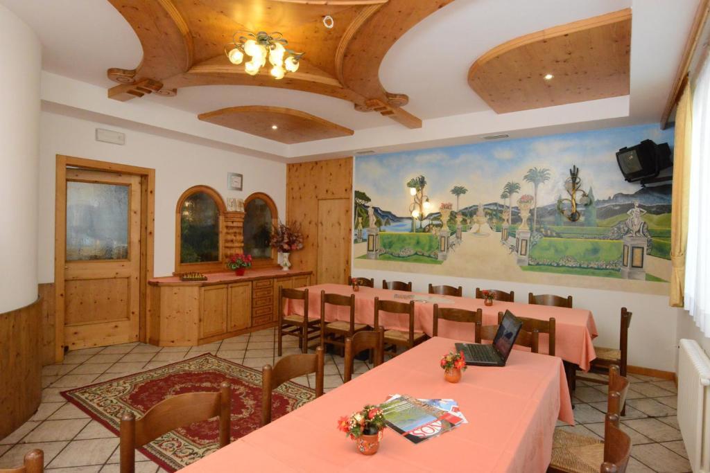 Hotel La Noria Commezzadura Bagian luar foto